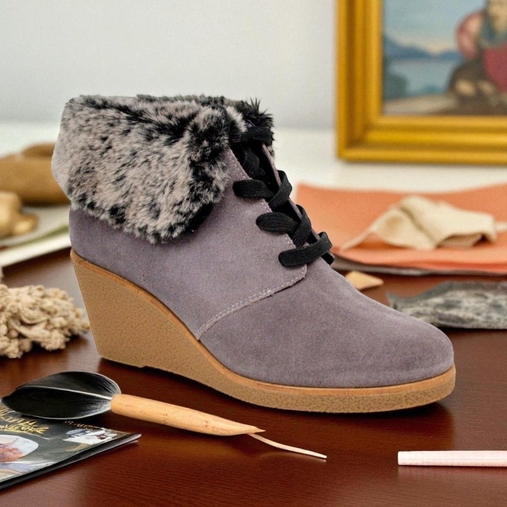 EUC Cole Haan Coralie Waterproof Wedge Bootie. Grey. Faux Fur. Size 9 /9B - Picture 12 of 12